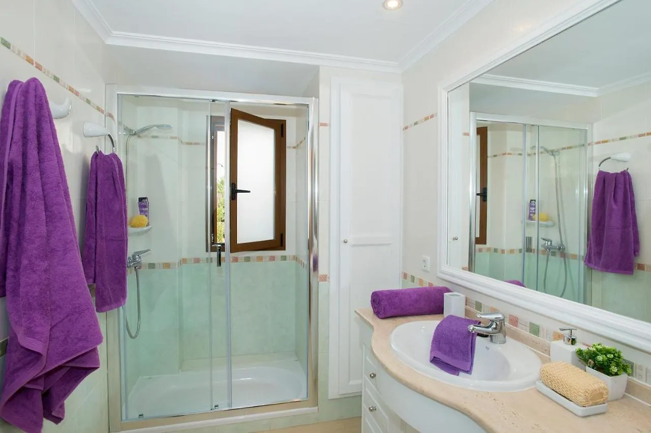 Villa Green Lake By Villa Plus Playa de Muro